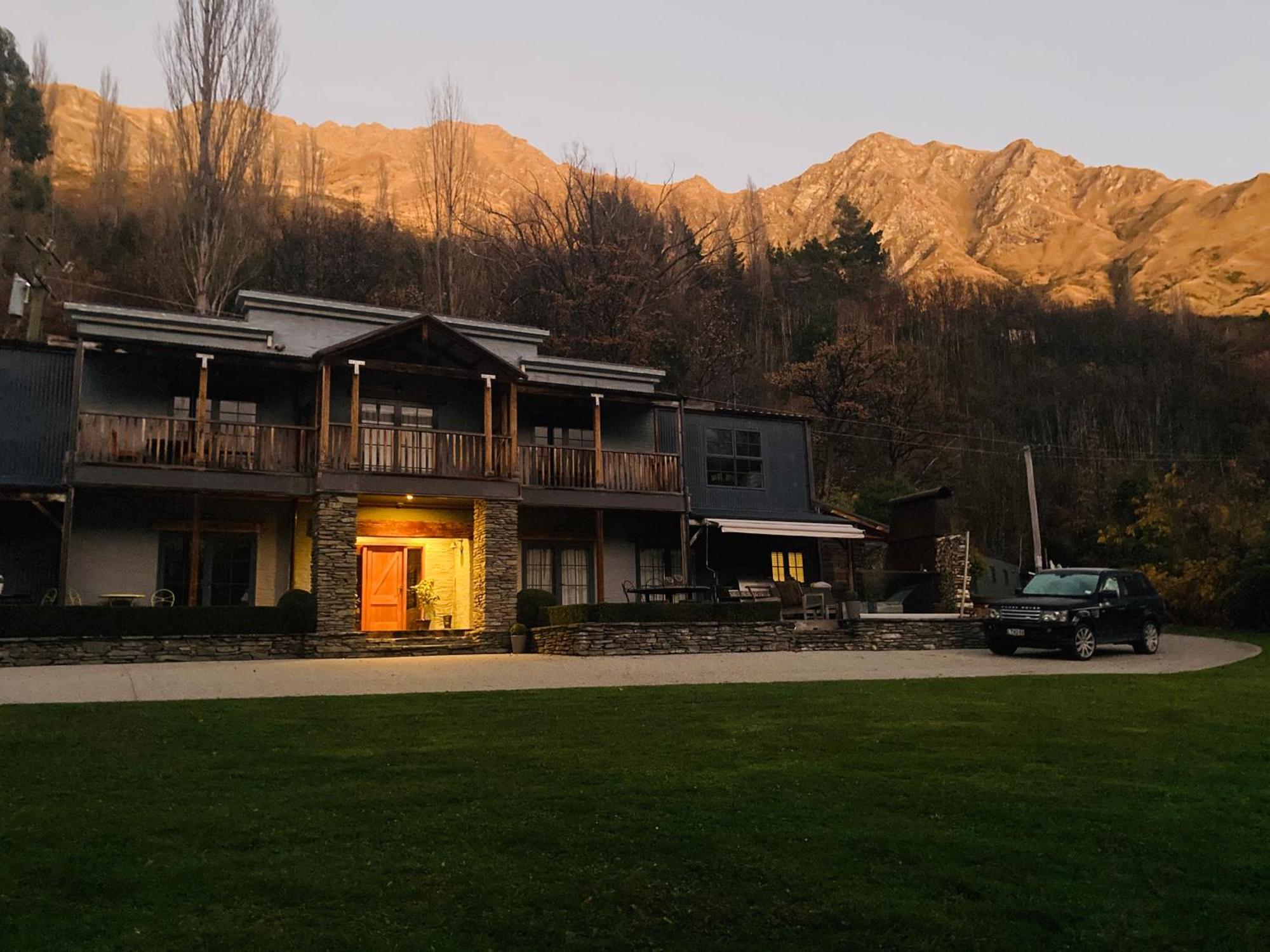 Moonlight Escape Lodge Queenstown Extérieur photo